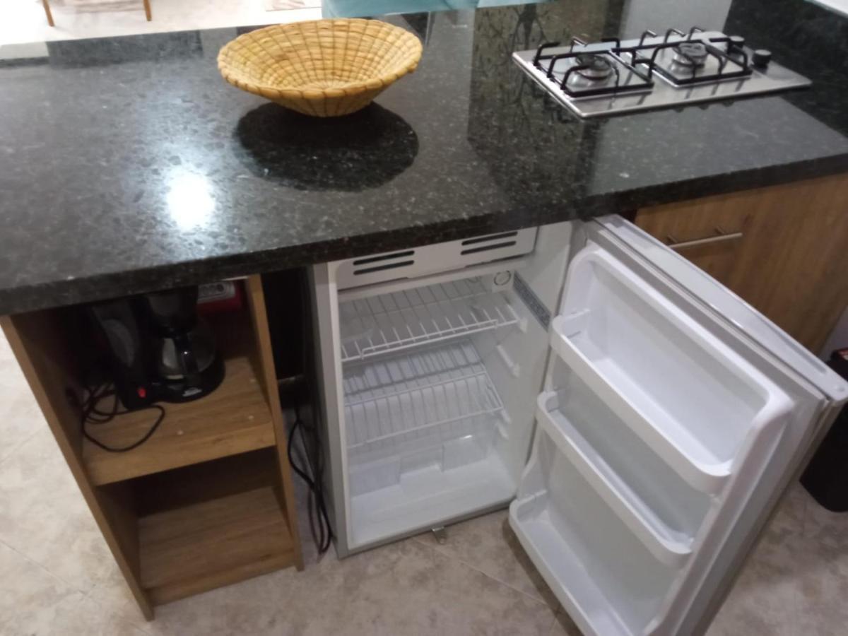 Acogedor Apartaestudio Ubicado En Laureles Apartment Меделин Екстериор снимка