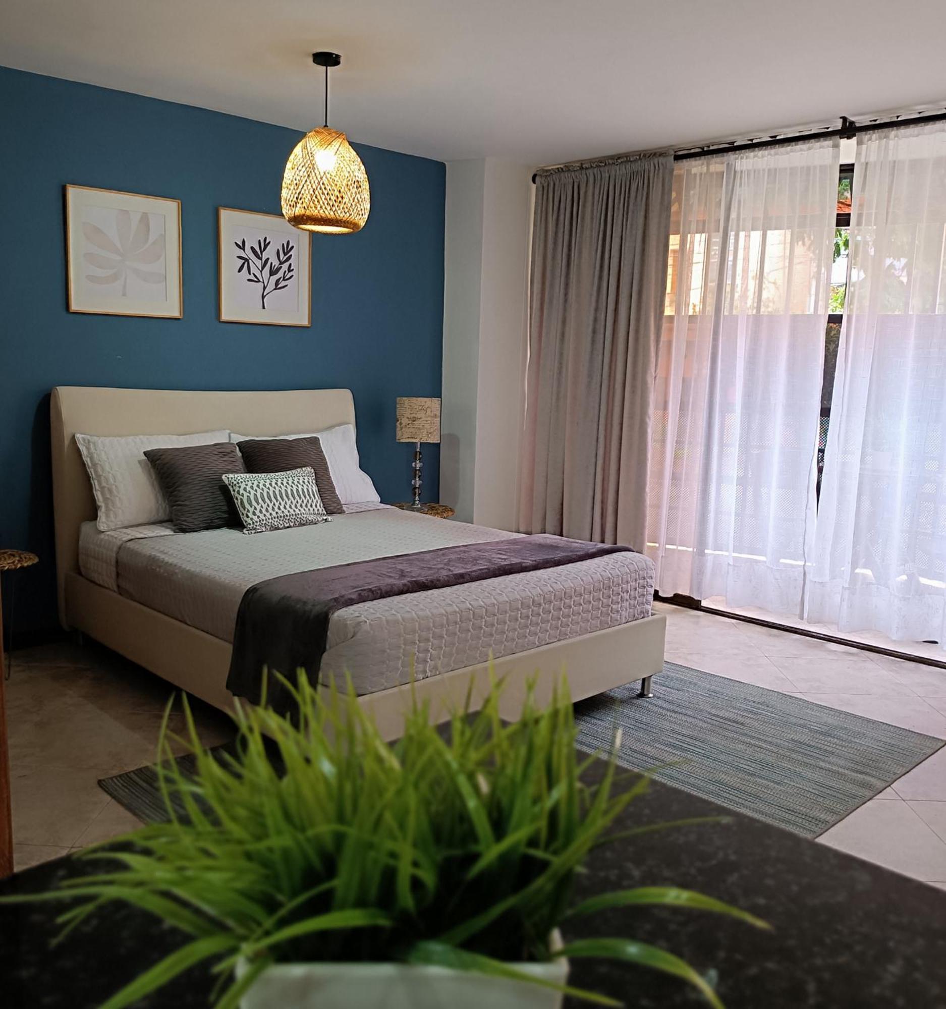 Acogedor Apartaestudio Ubicado En Laureles Apartment Меделин Екстериор снимка